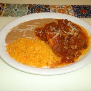 Two Tamales with Chile Con Carne